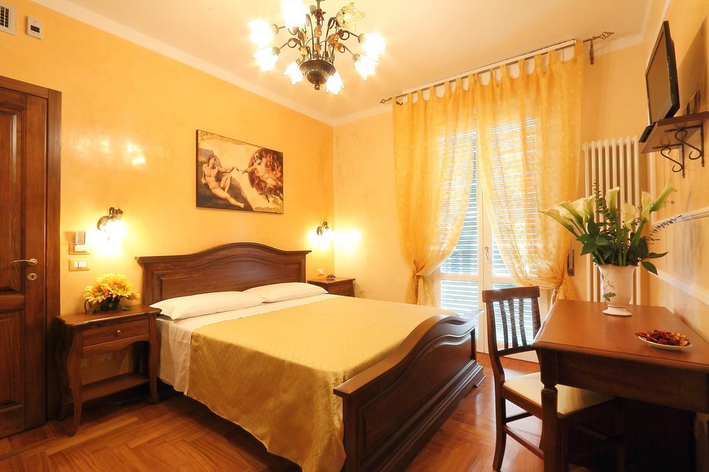 Katti House 2 Hotel Флоренция Стая снимка
